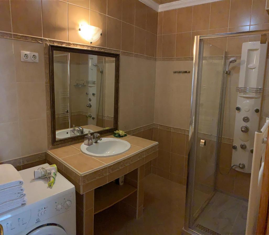 Relax Apartman Hajduszoboszlo Ngoại thất bức ảnh