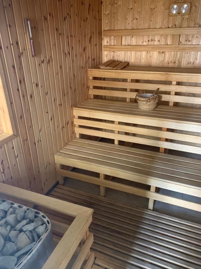 Relax Apartman Hajduszoboszlo Ngoại thất bức ảnh