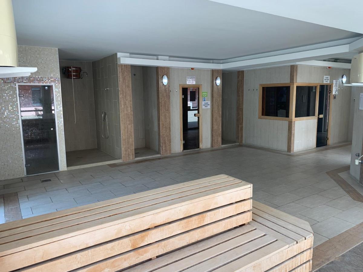 Relax Apartman Hajduszoboszlo Ngoại thất bức ảnh