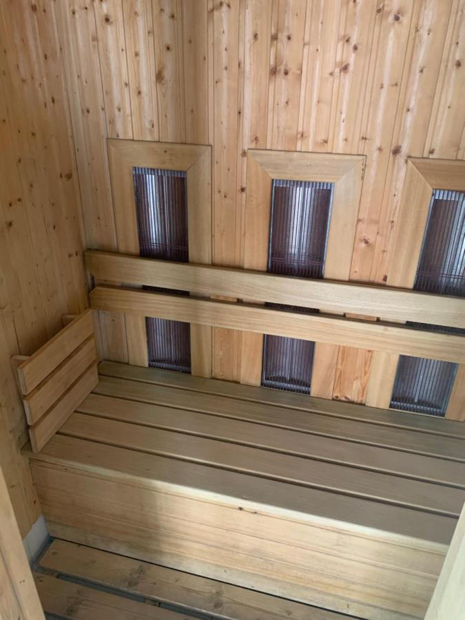 Relax Apartman Hajduszoboszlo Ngoại thất bức ảnh